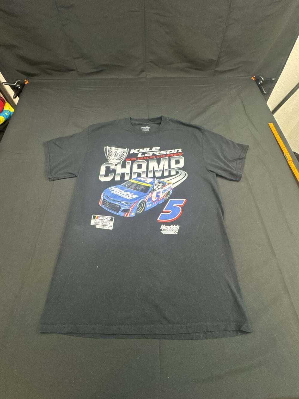 Kyle Larson Hendrick Motorsports 2021 NASCAR Cup Series Champion T-Shirt Black
